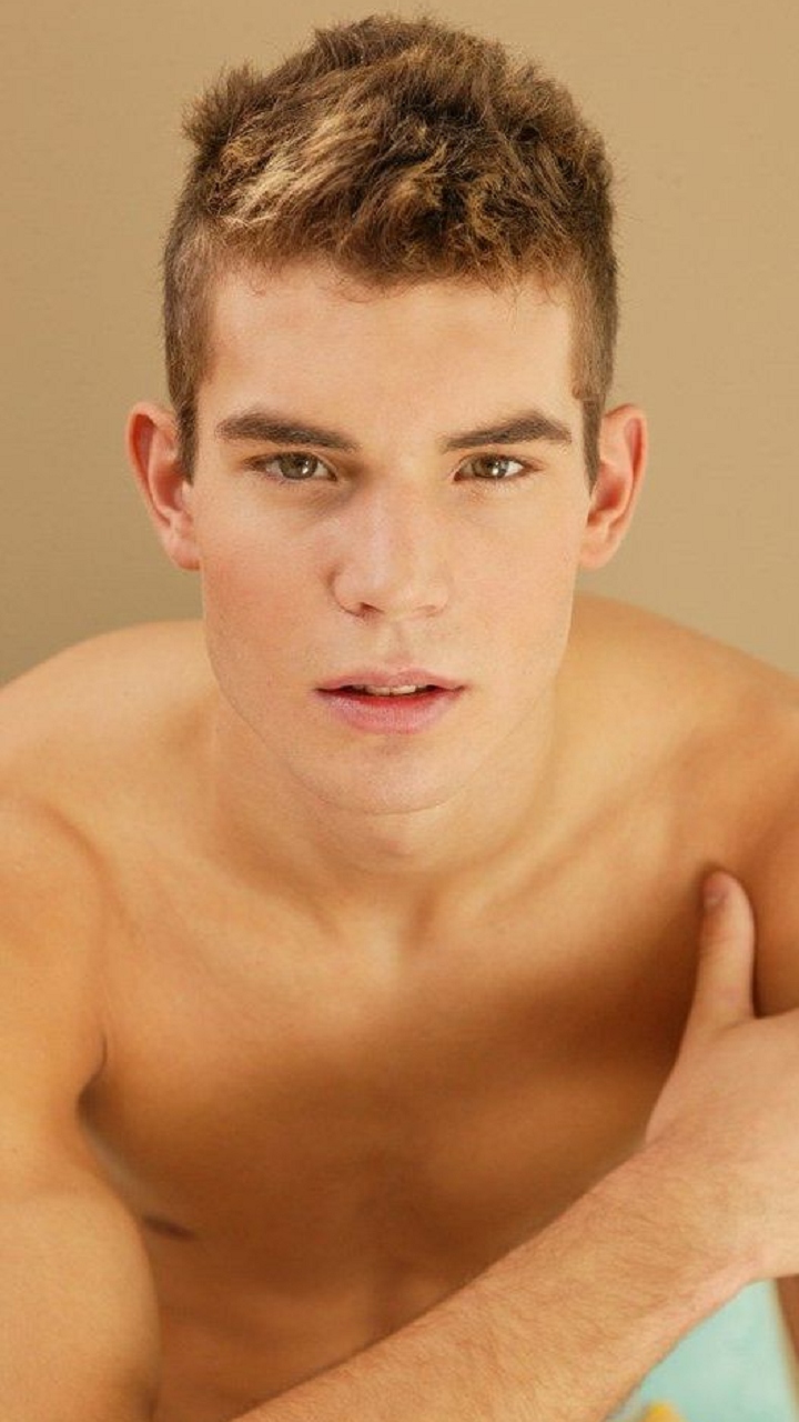 Adam Archuleta Bel Ami